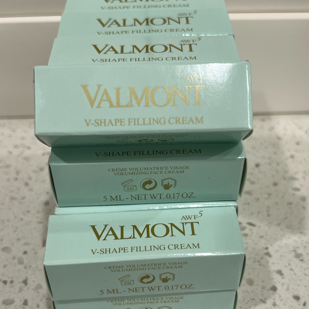 Valmont v shape filling cream bundle